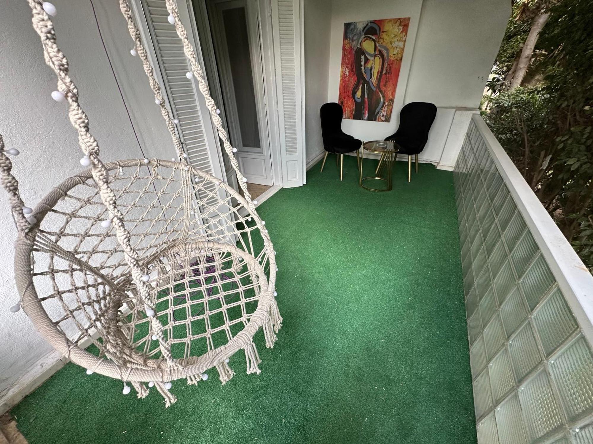 Modern 1-Bedroom Apartment In Zamalek Visits Allowed Cairo Exterior foto